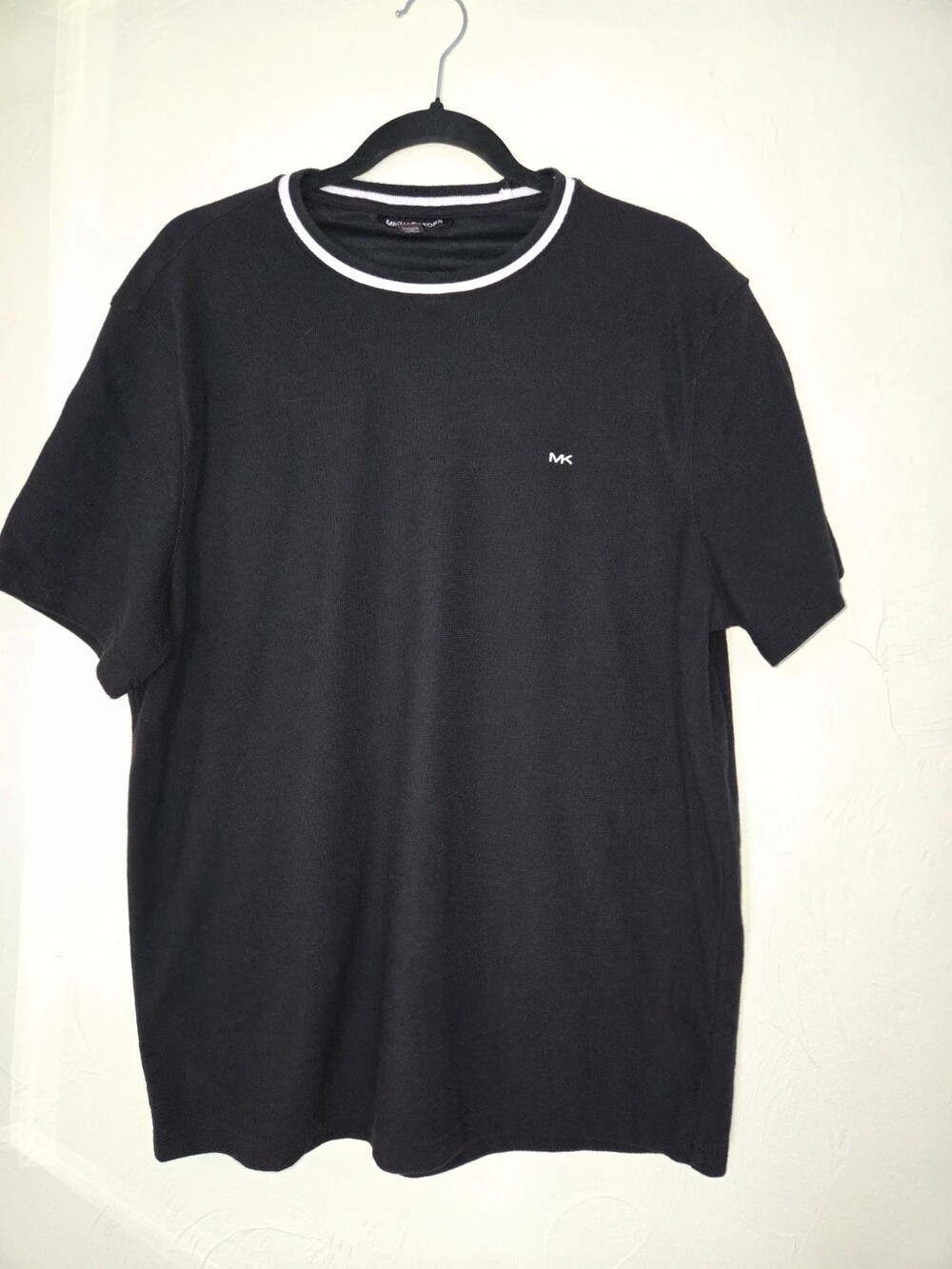 Michael Kors Men's Black Textured Knit T-Shirt with White Contrast Trim
